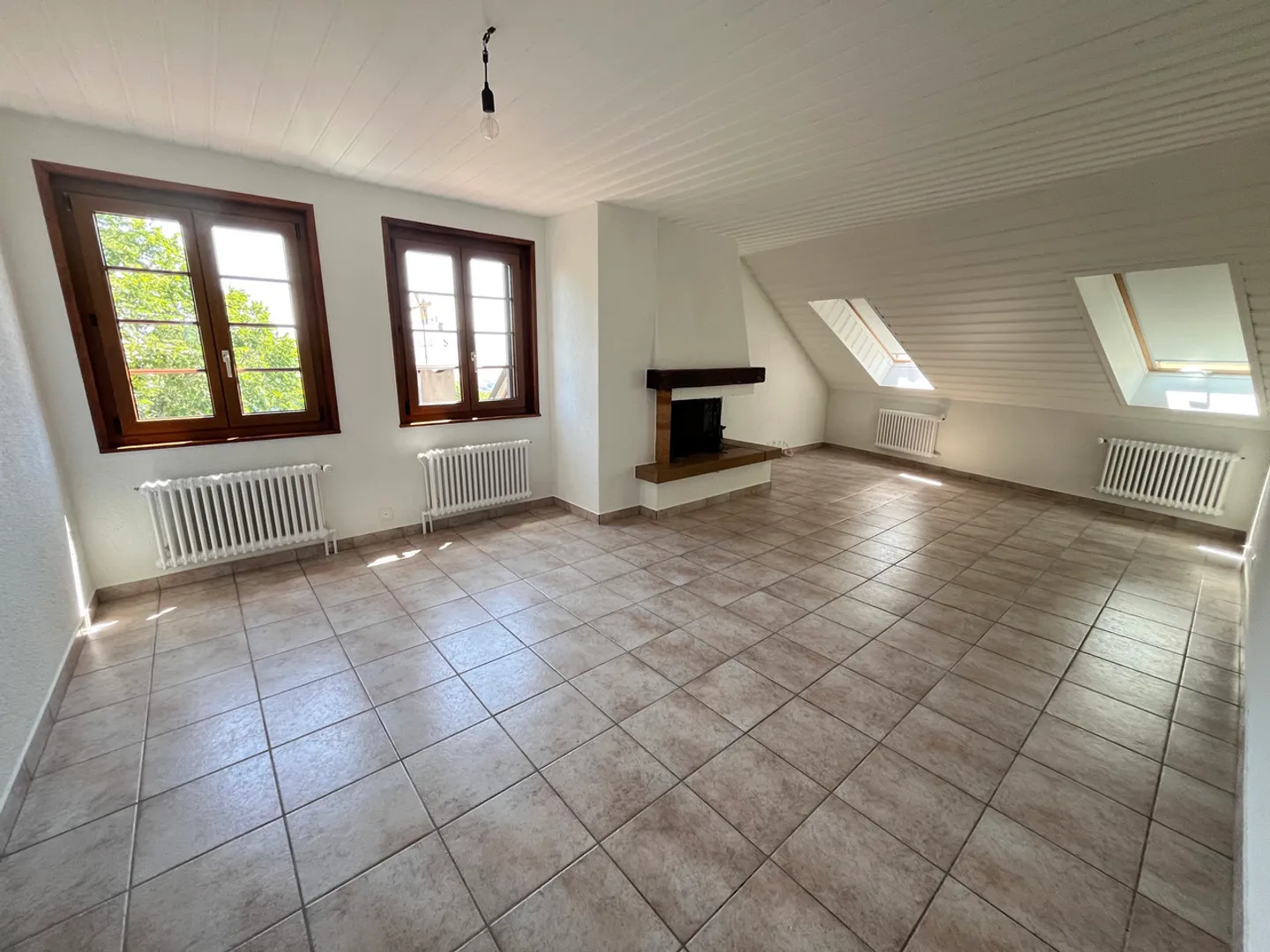 3.5 Room Apartment - Photo 1 of 7