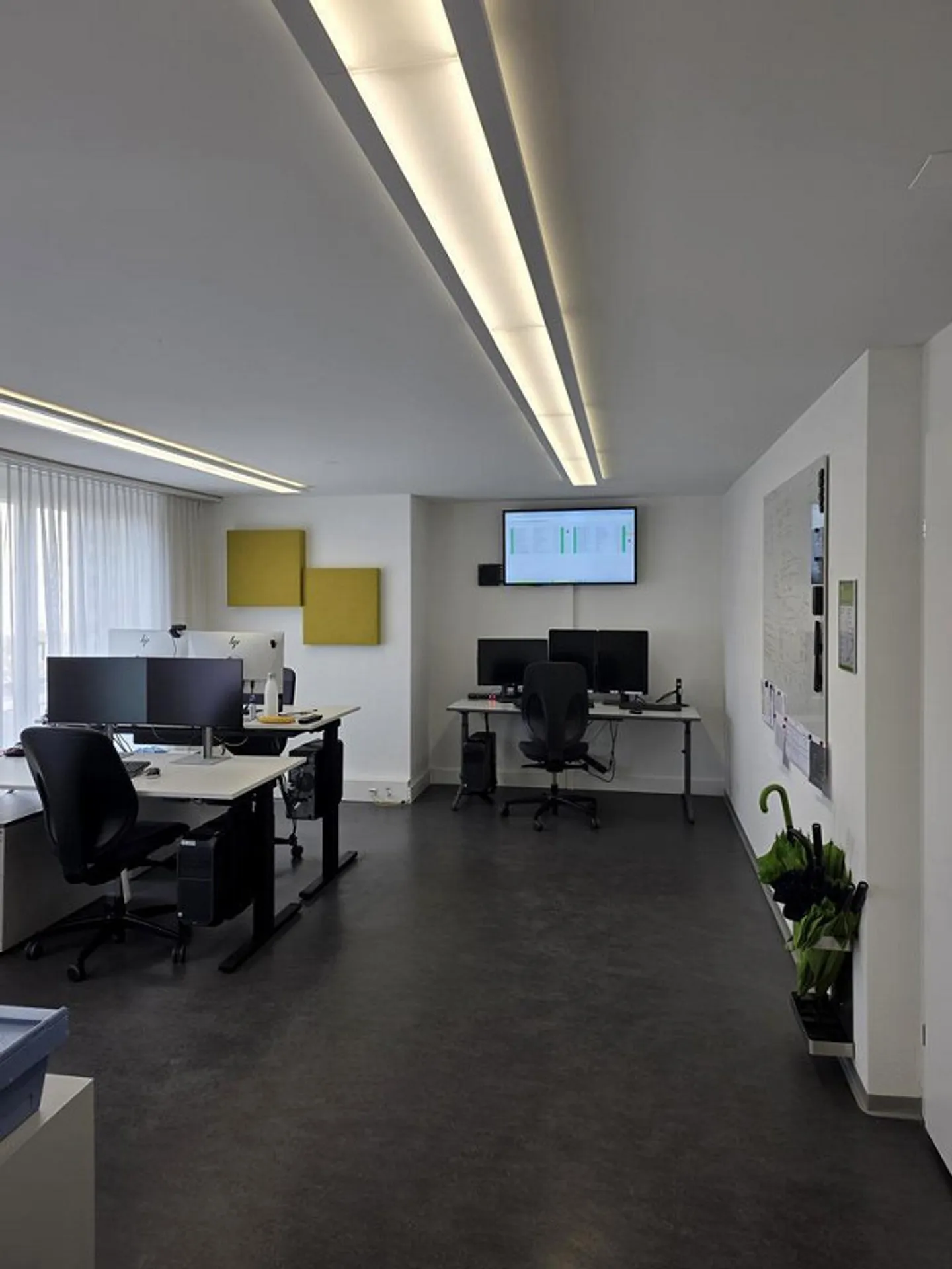 Zentral gelegene Büroräumlichkeiten - Foto 1 von 6