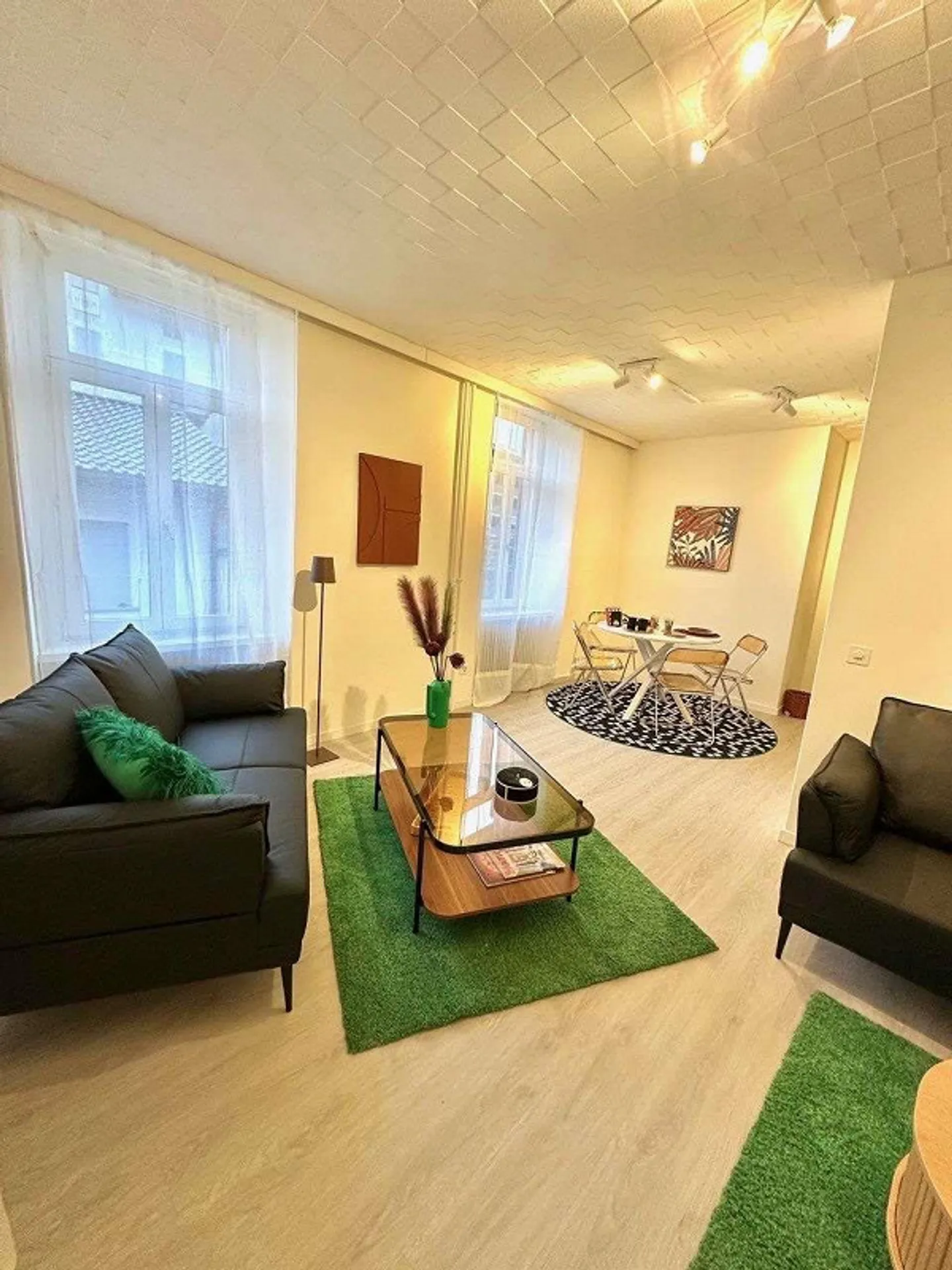 Bellinzona Zentrum - Prestigeträchtige 4.5 Zimmer in einer historischen Villa von Sole 3 - Foto 2 von 13