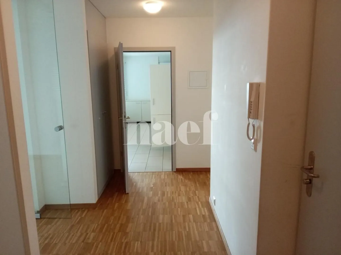 Magnifique appartement, à quelques pas de la gare et à quelques minutes du centre-ville. - Photo 6 sur 8