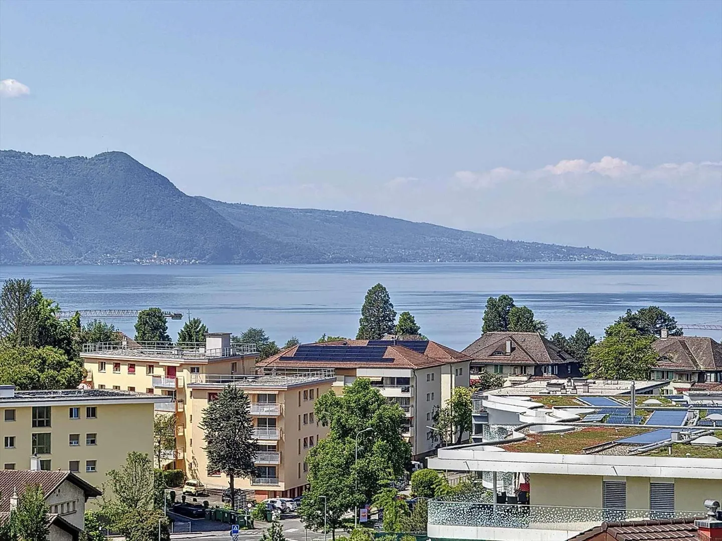 4-Room Penthouse with Lake View - Photo 3 of 10