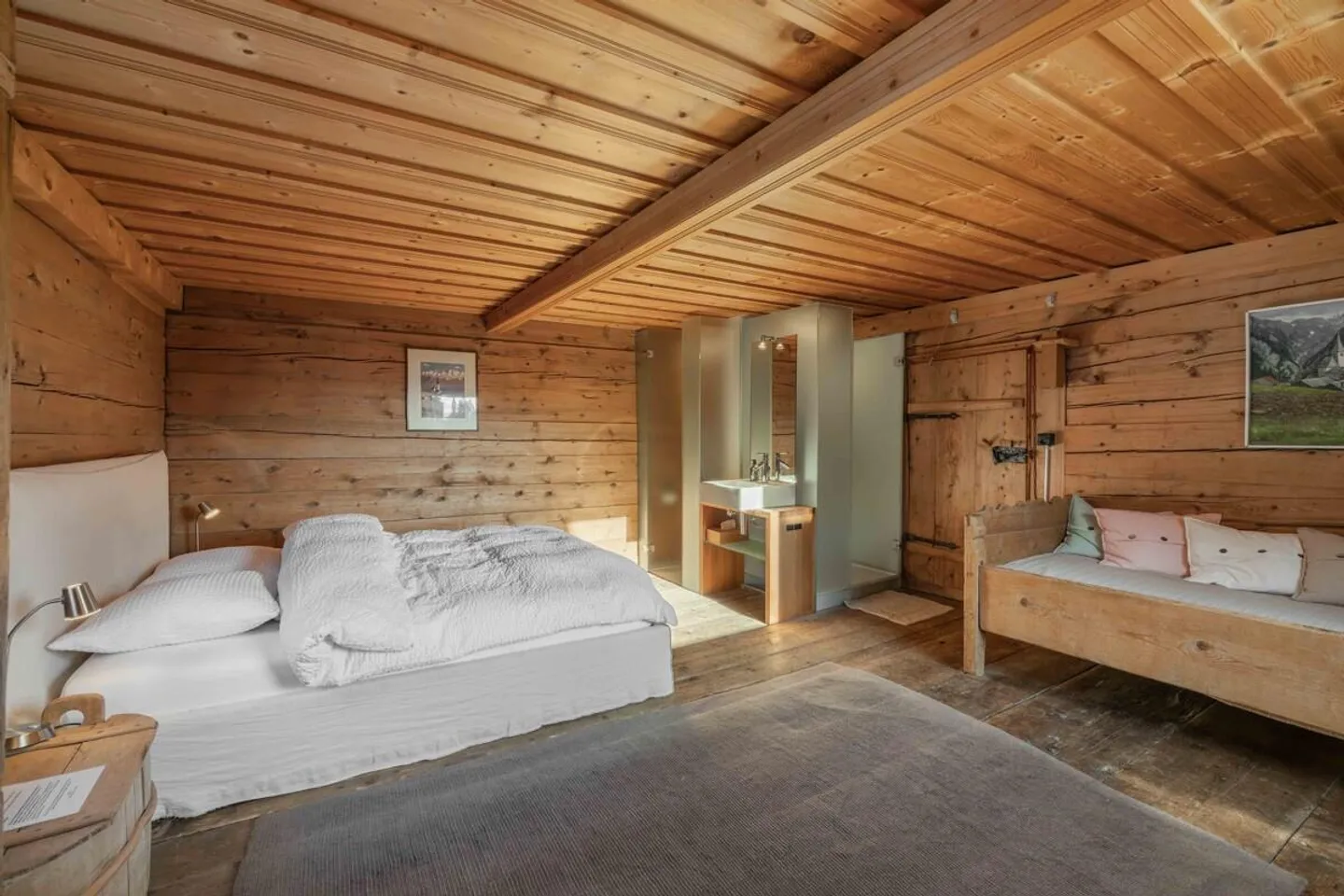 Safien : Maison avec Histoire, Panorama et environ 3 100 m² de terrain - Photo 5 sur 6