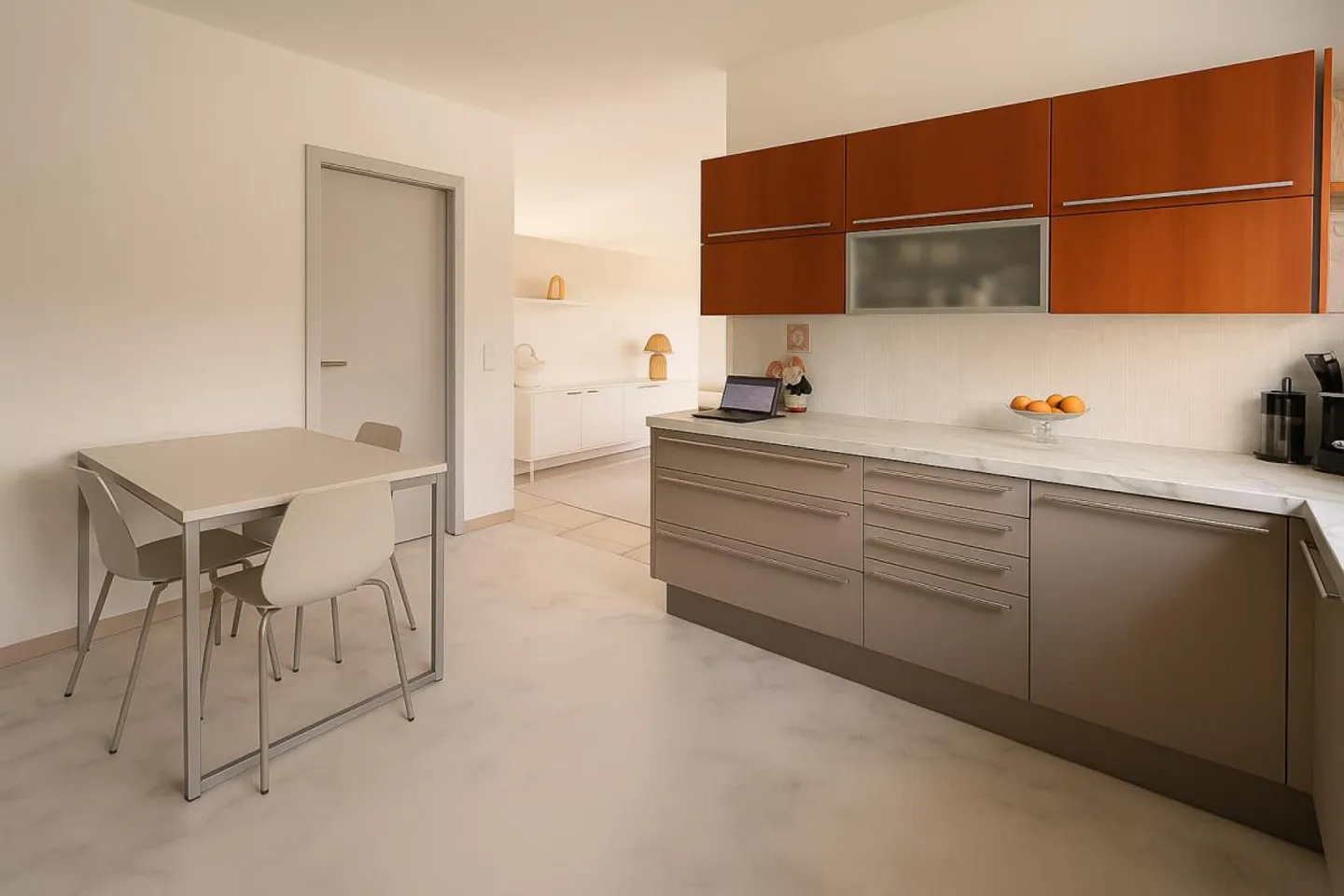 STABIO | VILLA IN PERFETTE CONDIZIONI CON GIARDINO PRIVATO - Foto 7 di 17