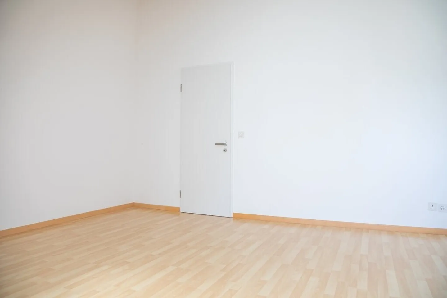 Appartamento mansardato ristrutturato di 3,5 locali - Foto 4 di 9