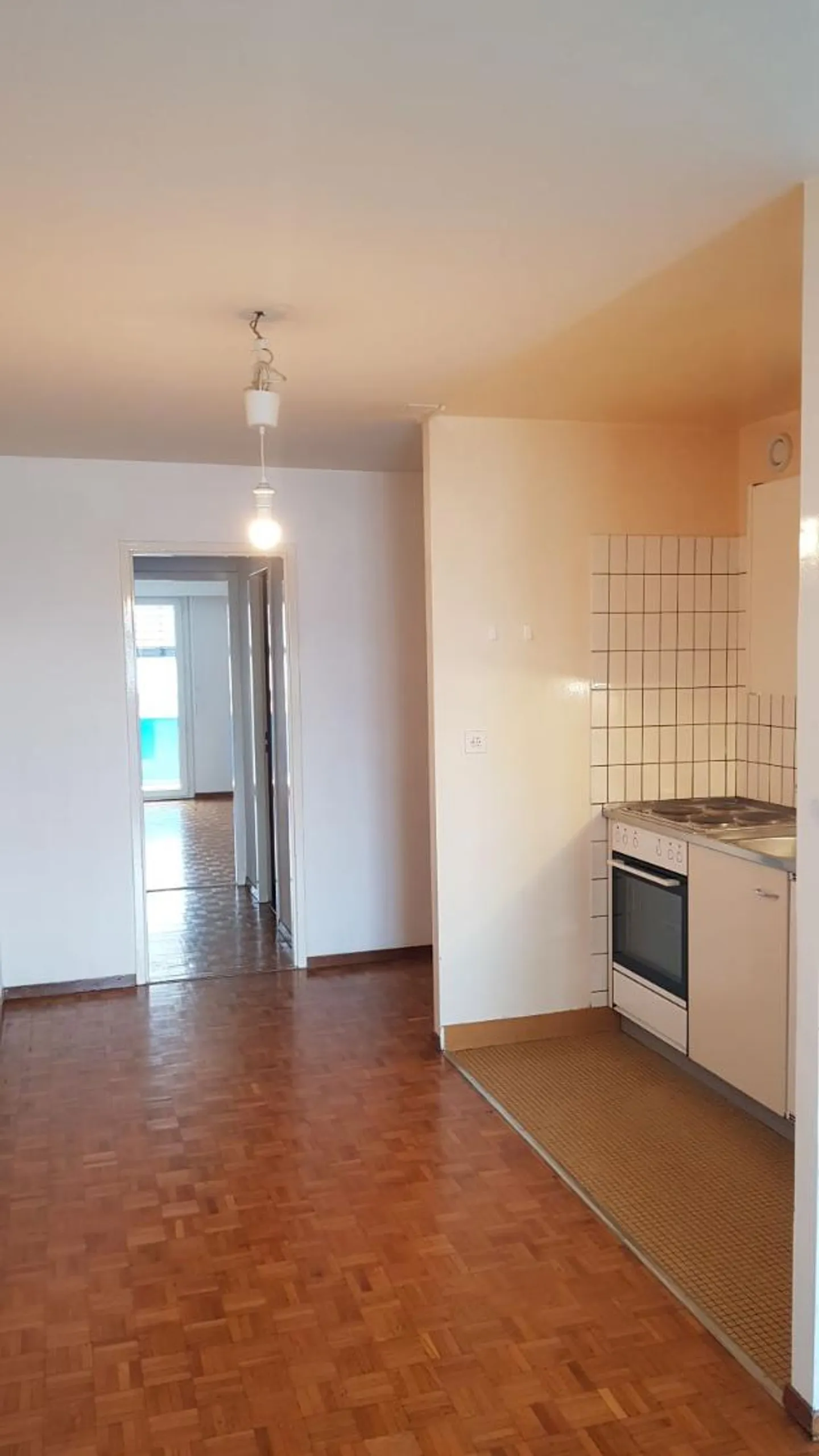Charmant appartement 2 pièces - Photo 1 sur 4