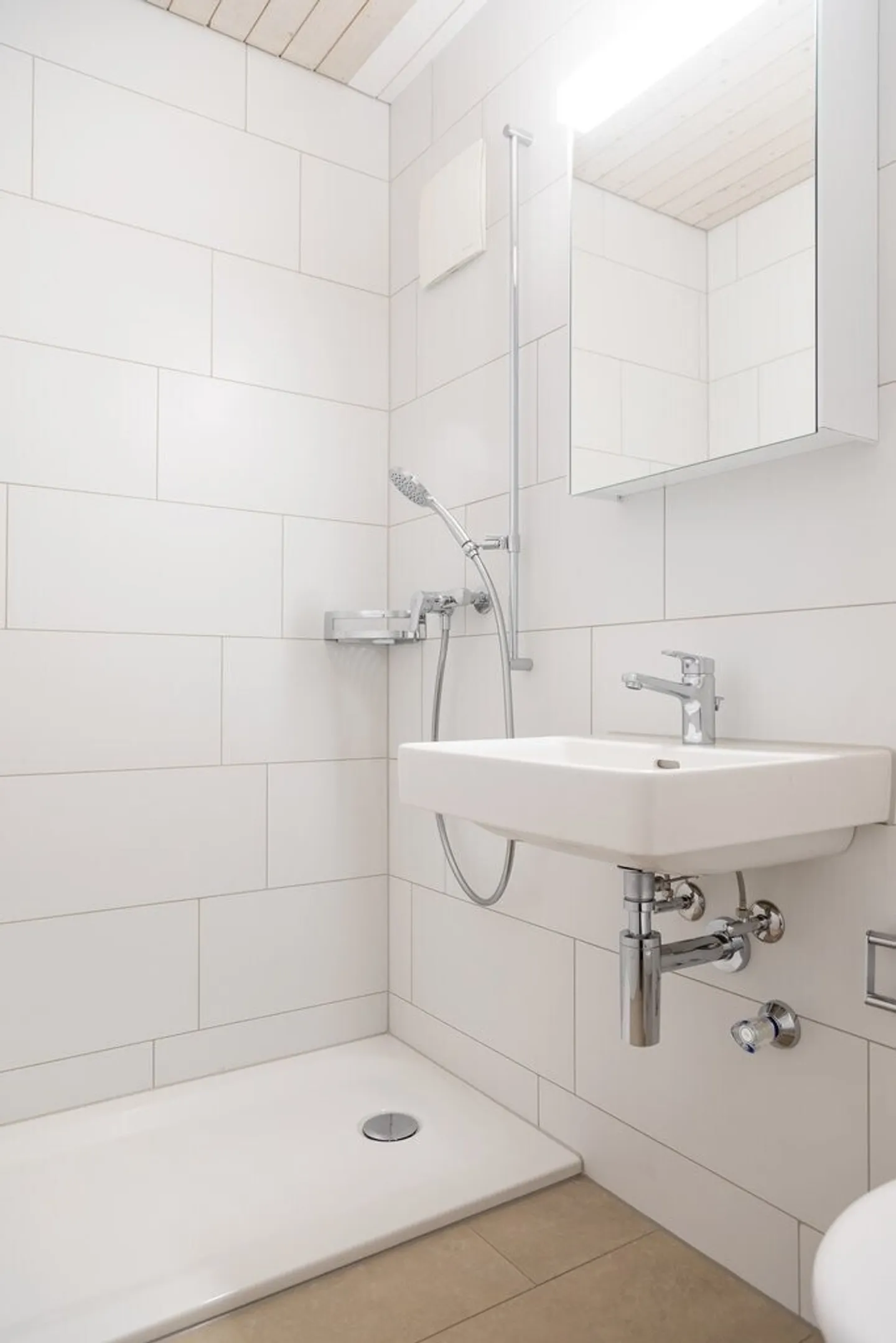 Appartamento mansardato ristrutturato di 3,5 locali - Foto 8 di 9