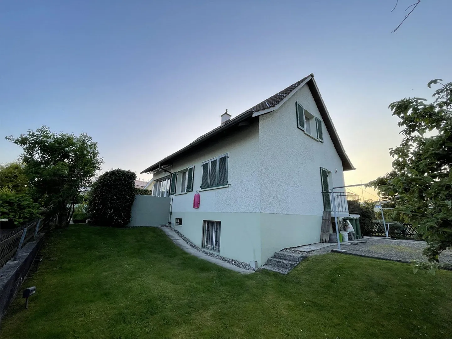 Single-family house for rent near the lake - Photo 1 of 13