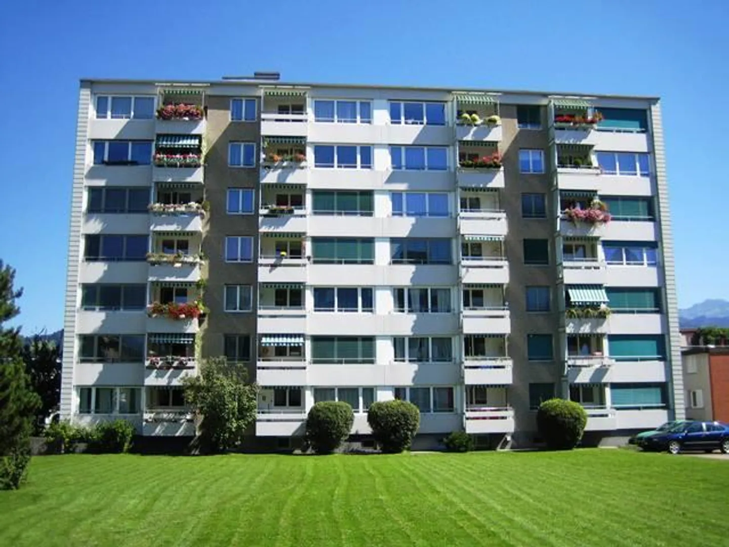 Living in the popular Länggass district guaranteed! - Photo 1 of 7