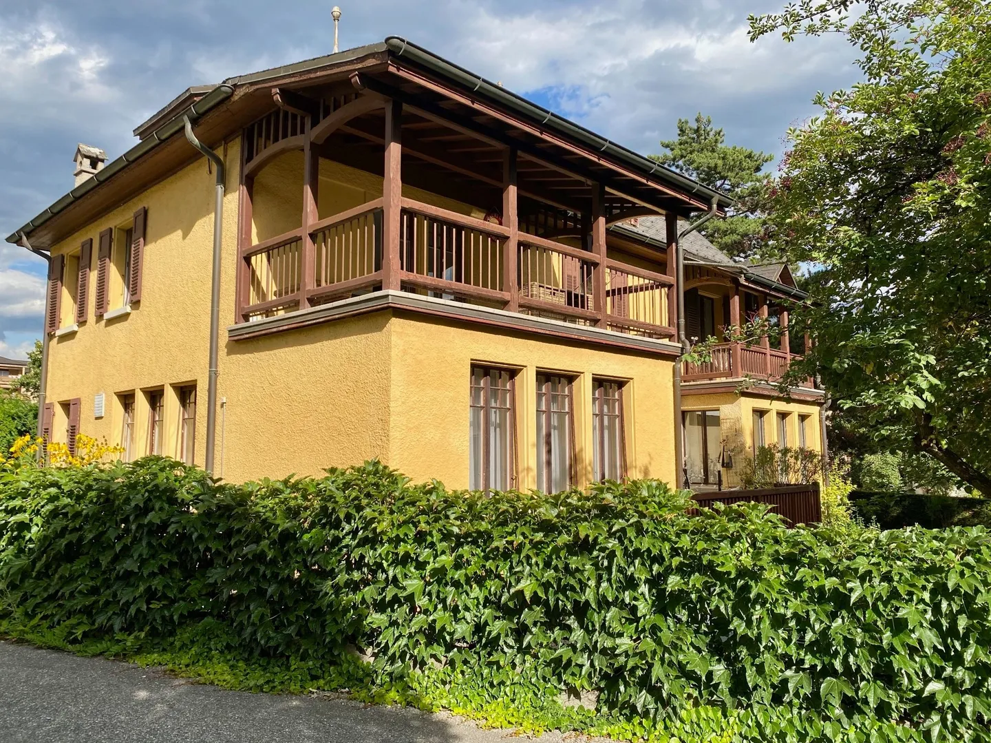 Elegantes Herrenhaus in Sion - Foto 4 von 13