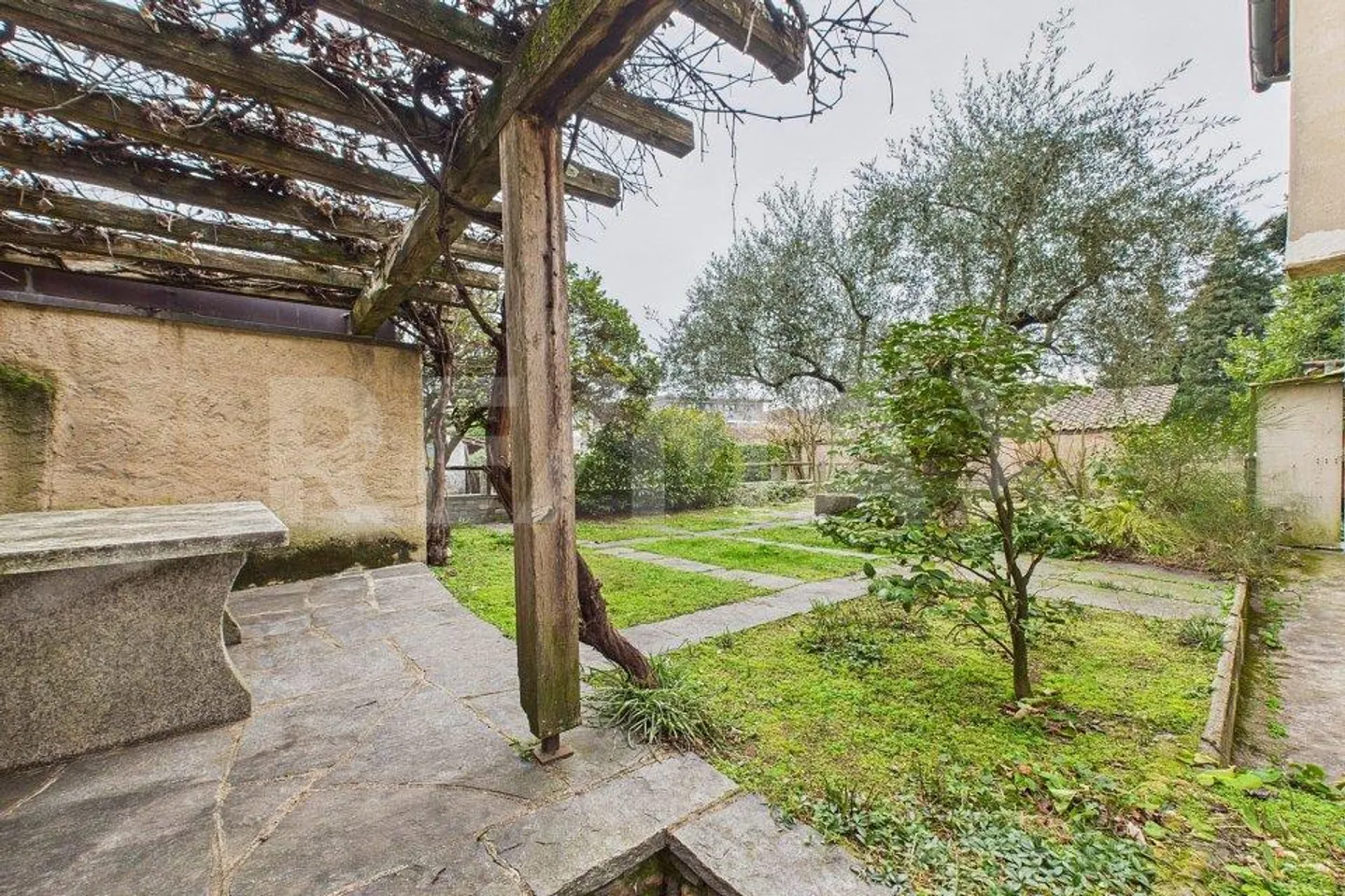 Affascinante casa ticinese a Cureglia - Foto 3 di 13