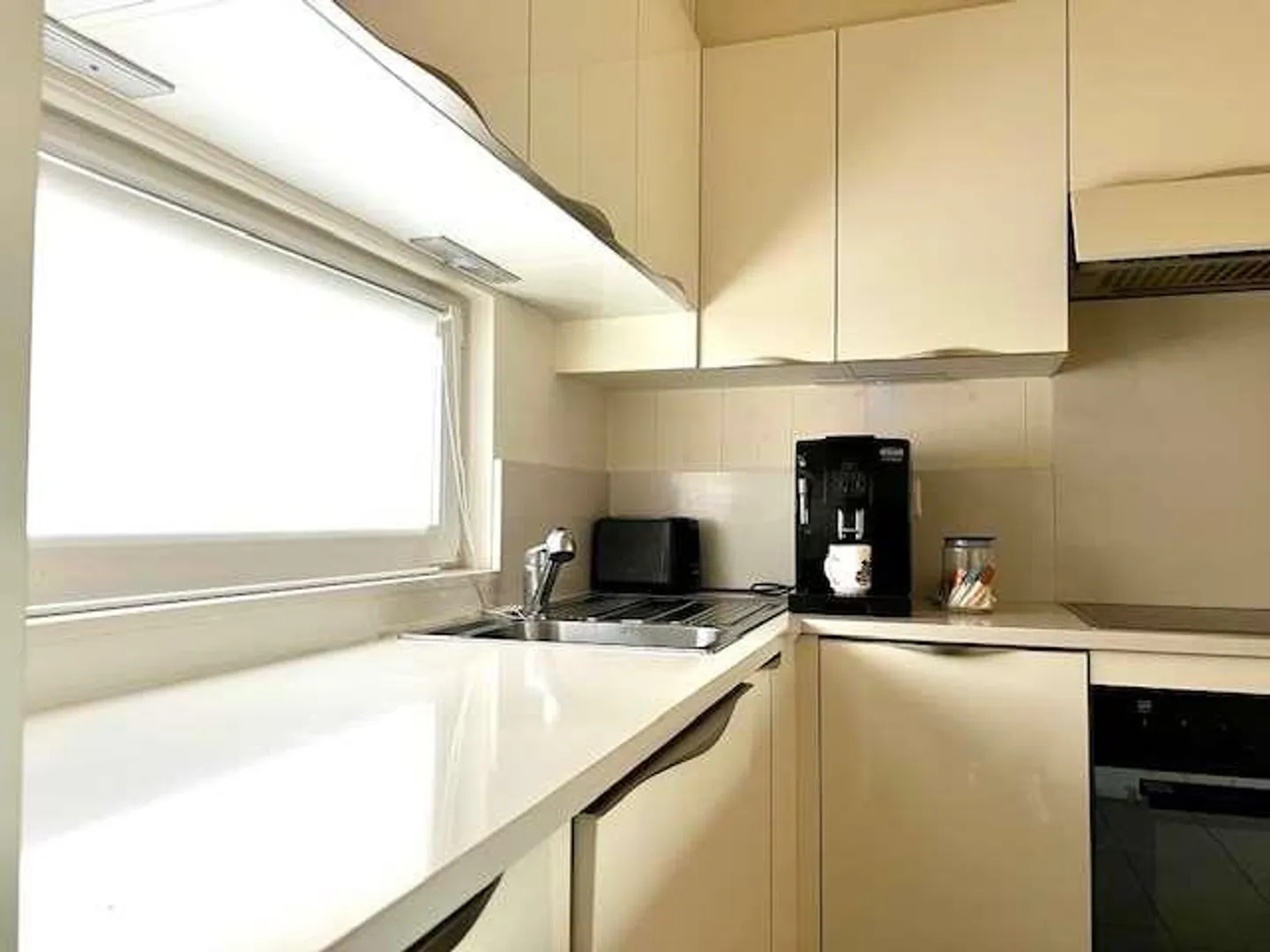 Appartement élégant avec vue panoramique - Photo 5 sur 13
