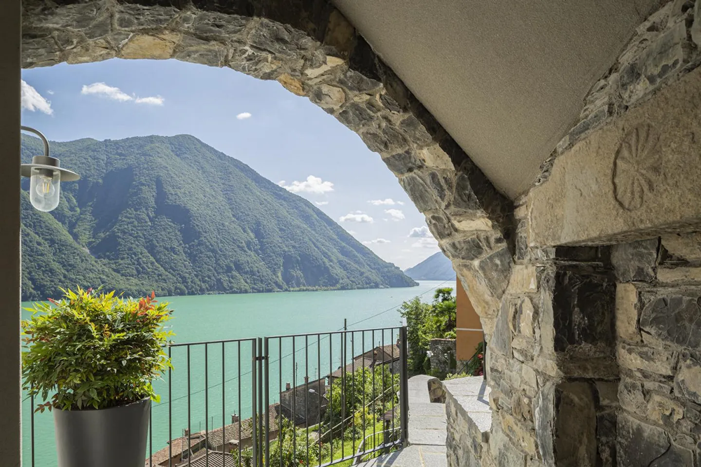 Appartamento di Lusso con Vista Lago - Foto 12 di 12