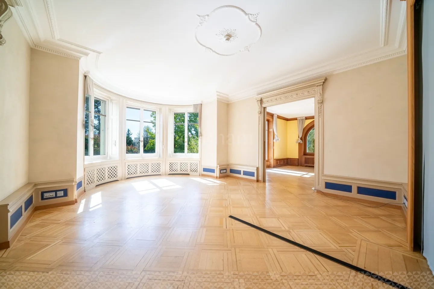 Prestigious Office Space in Lausanne - Photo 4 of 8