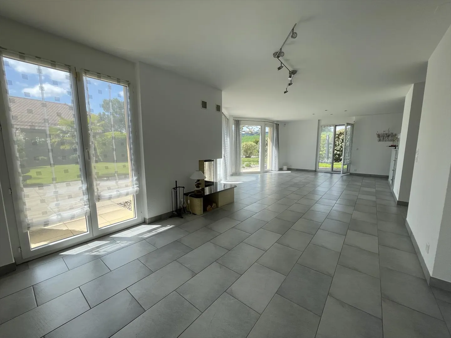 Semi-Detached House 6.5 Rooms - Photo 6 of 8