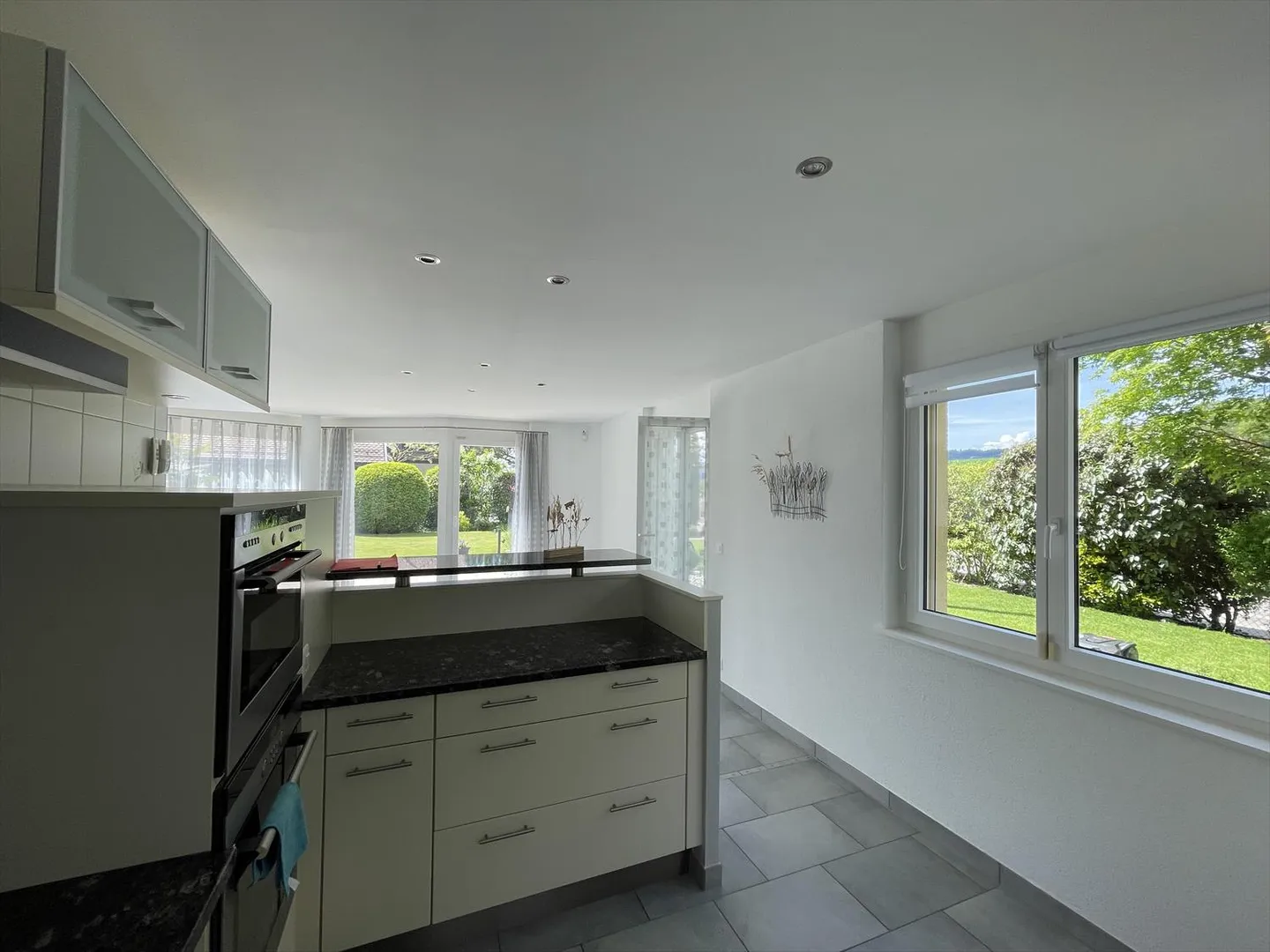 Semi-Detached House 6.5 Rooms - Photo 8 of 8