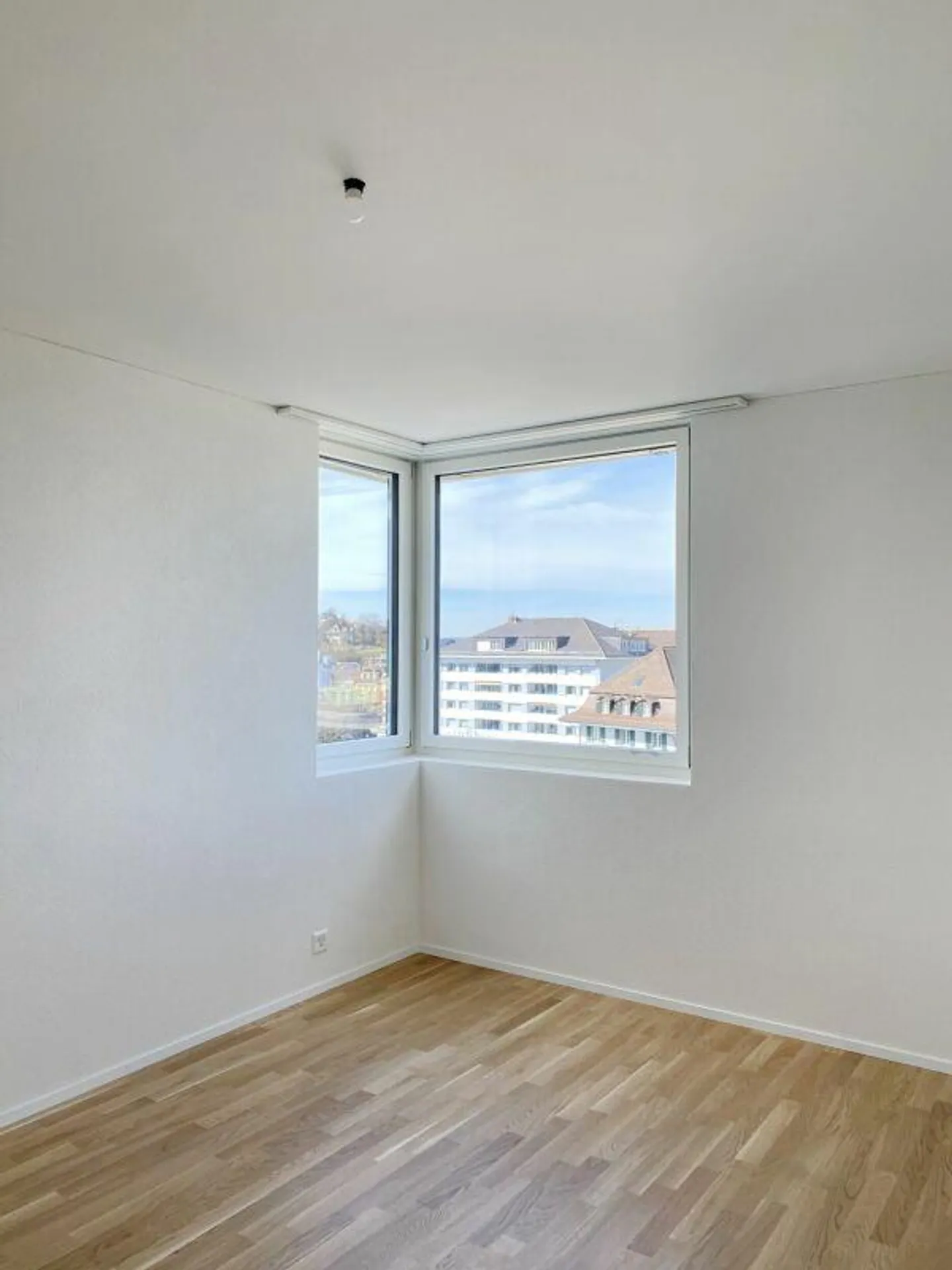 4.5 Room Apartment in Burgdorf - Photo 3 of 6