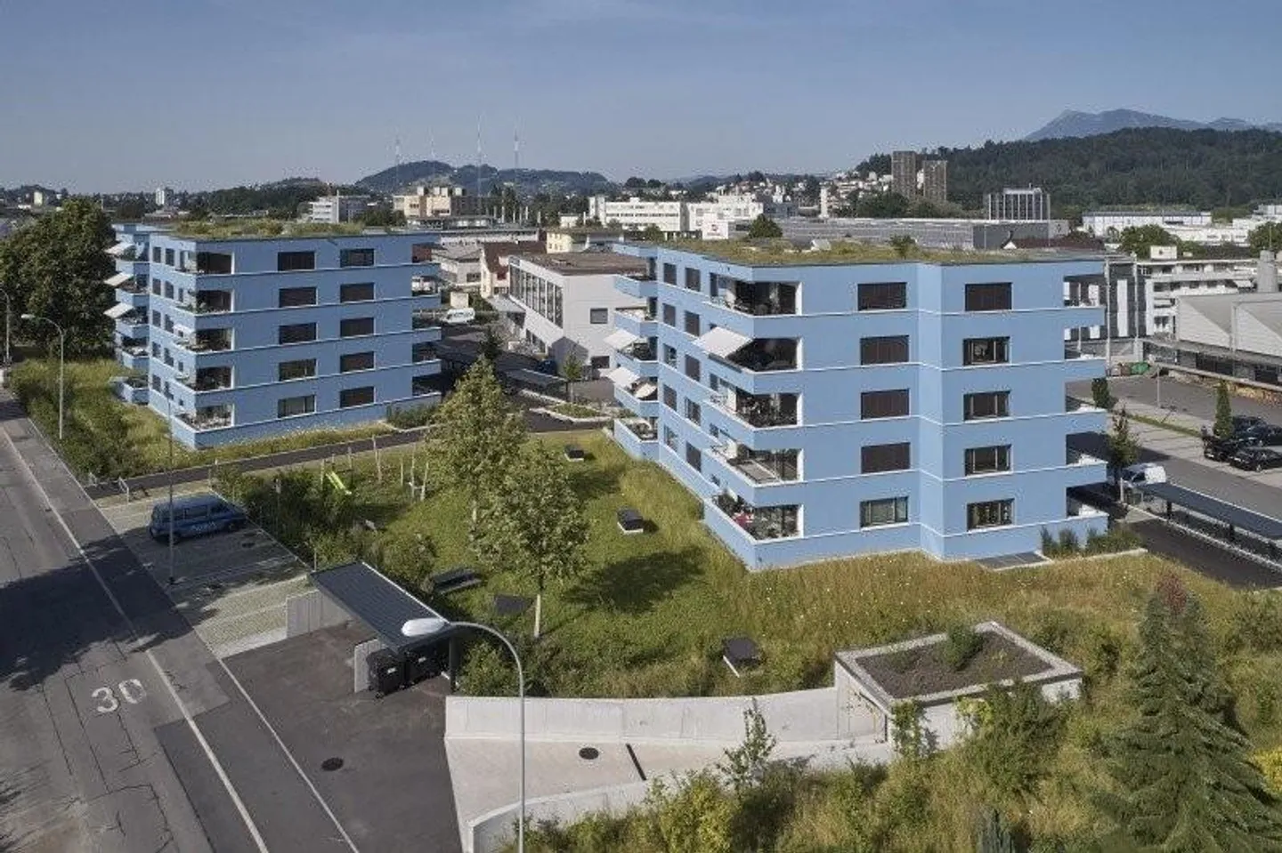 Place de stationnement électrique à Kriens - Photo 2 sur 2