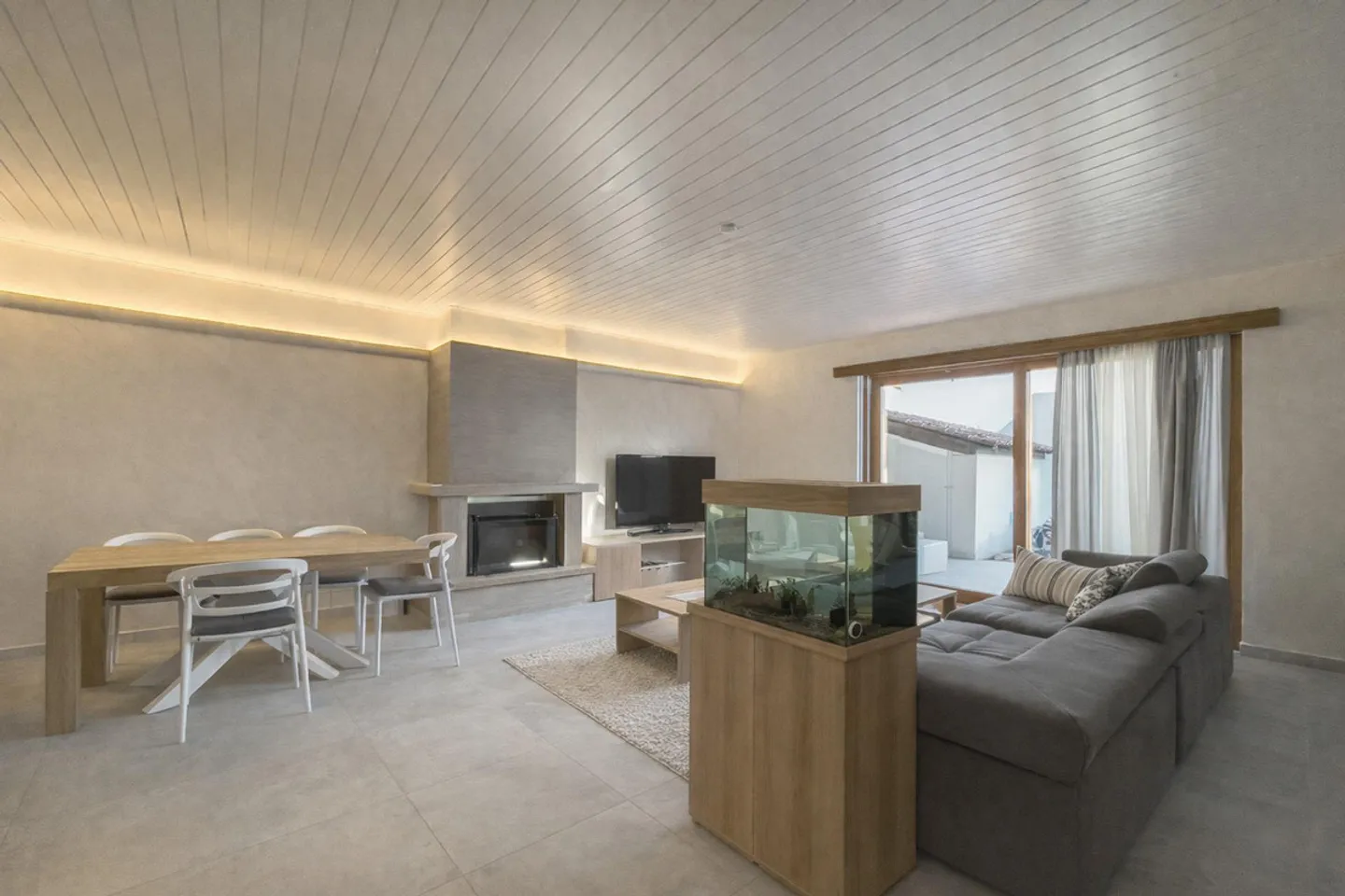 Appartamento 3.5 locali a Davesco - Photo 2 of 9