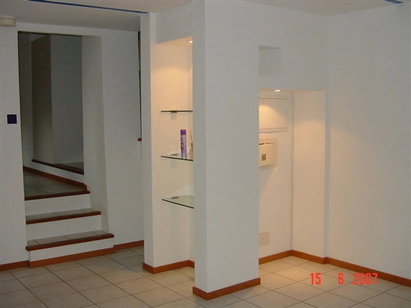 Piccola casa in un vecchio villaggio con giardino - Foto 4 di 9