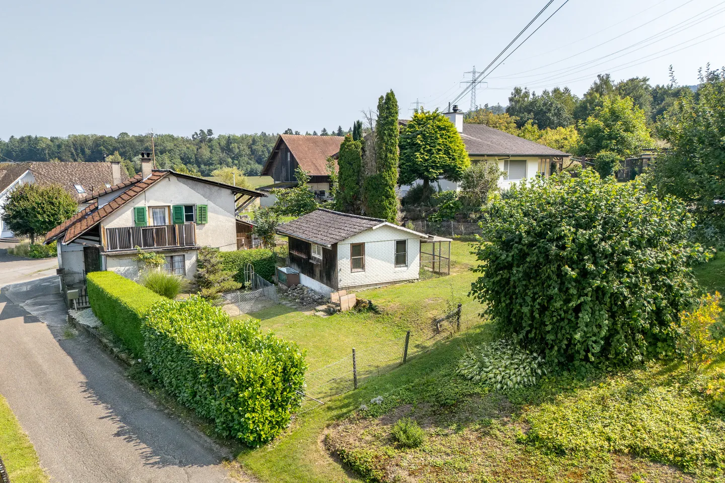 Casa unifamiliare con capanno e giardino - Foto 1 di 14