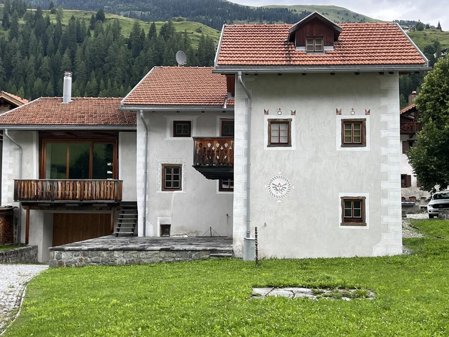 Historic Farmhouse Meets Modern Architecture - Photo 23 of 29