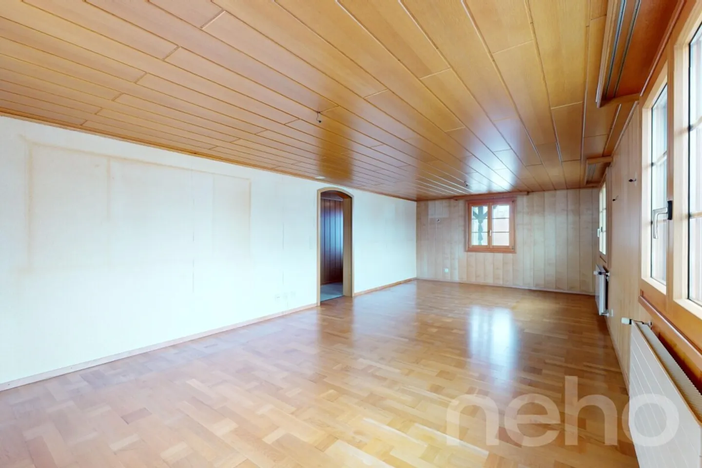 Charmanter Chalet mit Baupotenzial und großem Grundstück - Foto 7 von 13