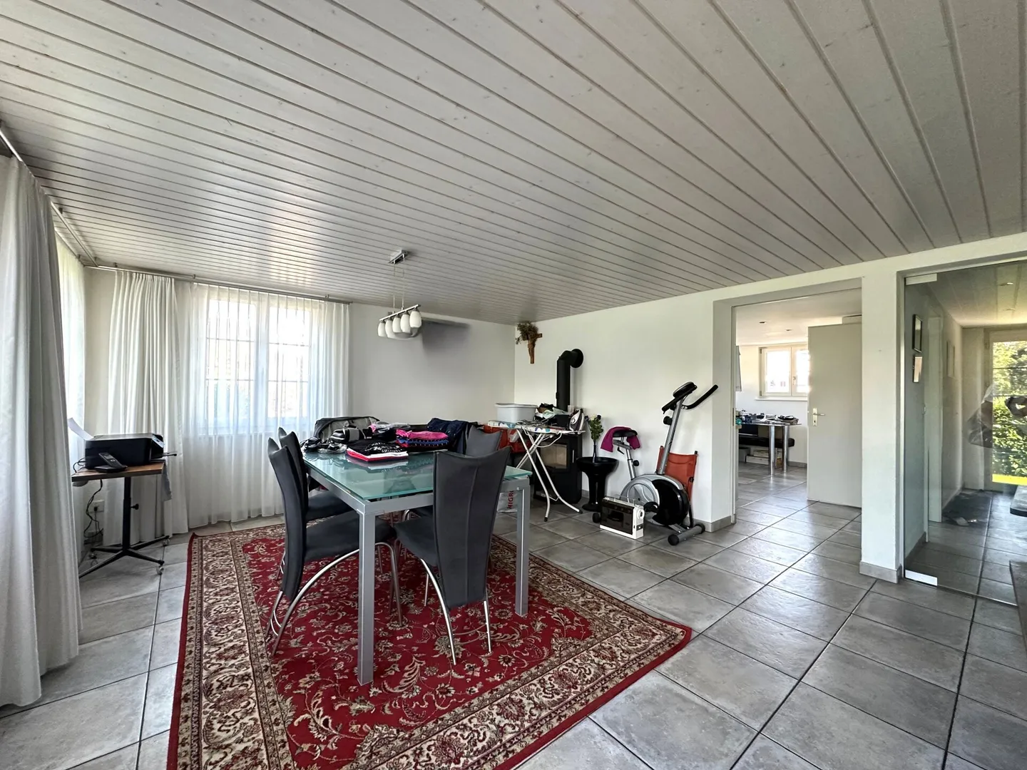 Casa unifamiliare spaziosa e ben tenuta su 4 piani - Foto 7 di 11
