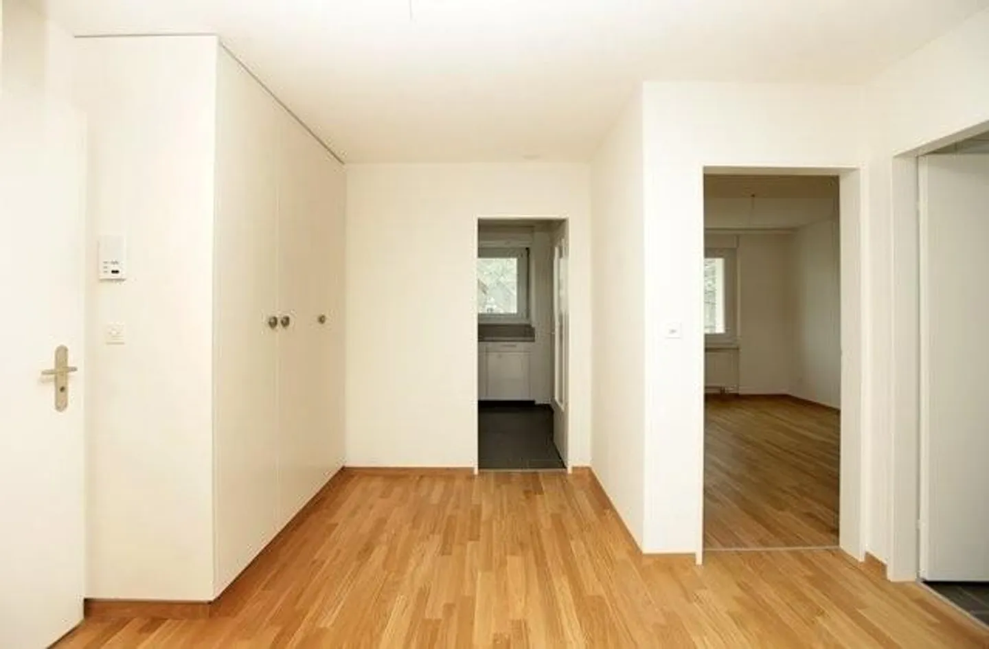 Moderne Wohnung mit Garten - Foto 5 von 5