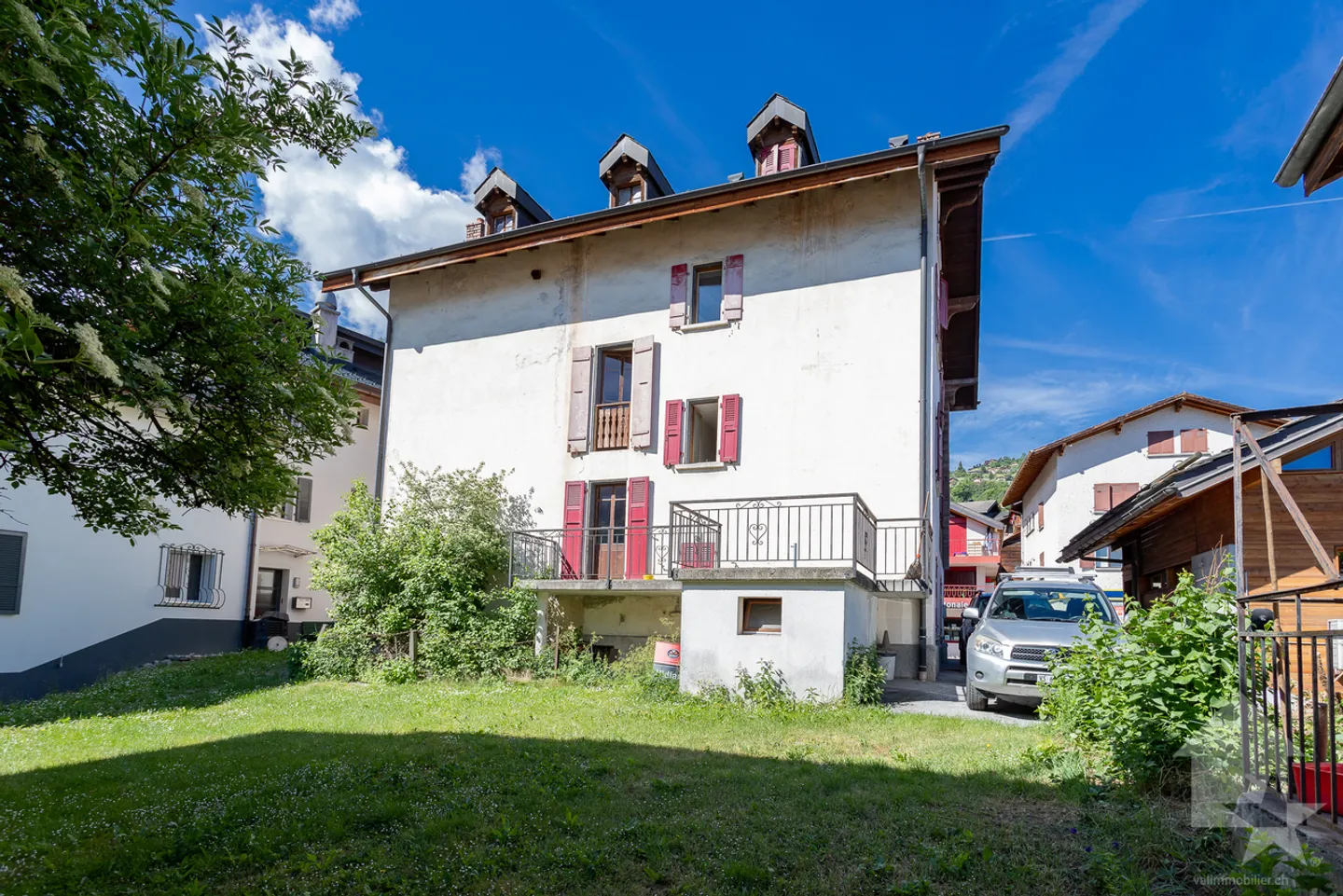 Casa unifamiliare da ristrutturare, 10 stanze + spazi commerciali, 400 m2 - Foto 8 di 13