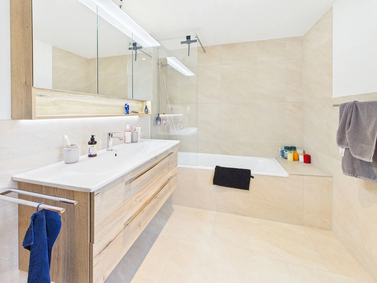 Maisonette spacieuse de 5,5 pièces avec 177 m² et deux balcons - Photo 9 sur 31