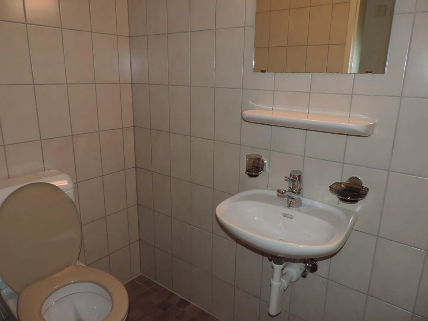 Living in a great location at Stauffacher (TEMPORARY until March 31, 2027) - Photo 9 of 9