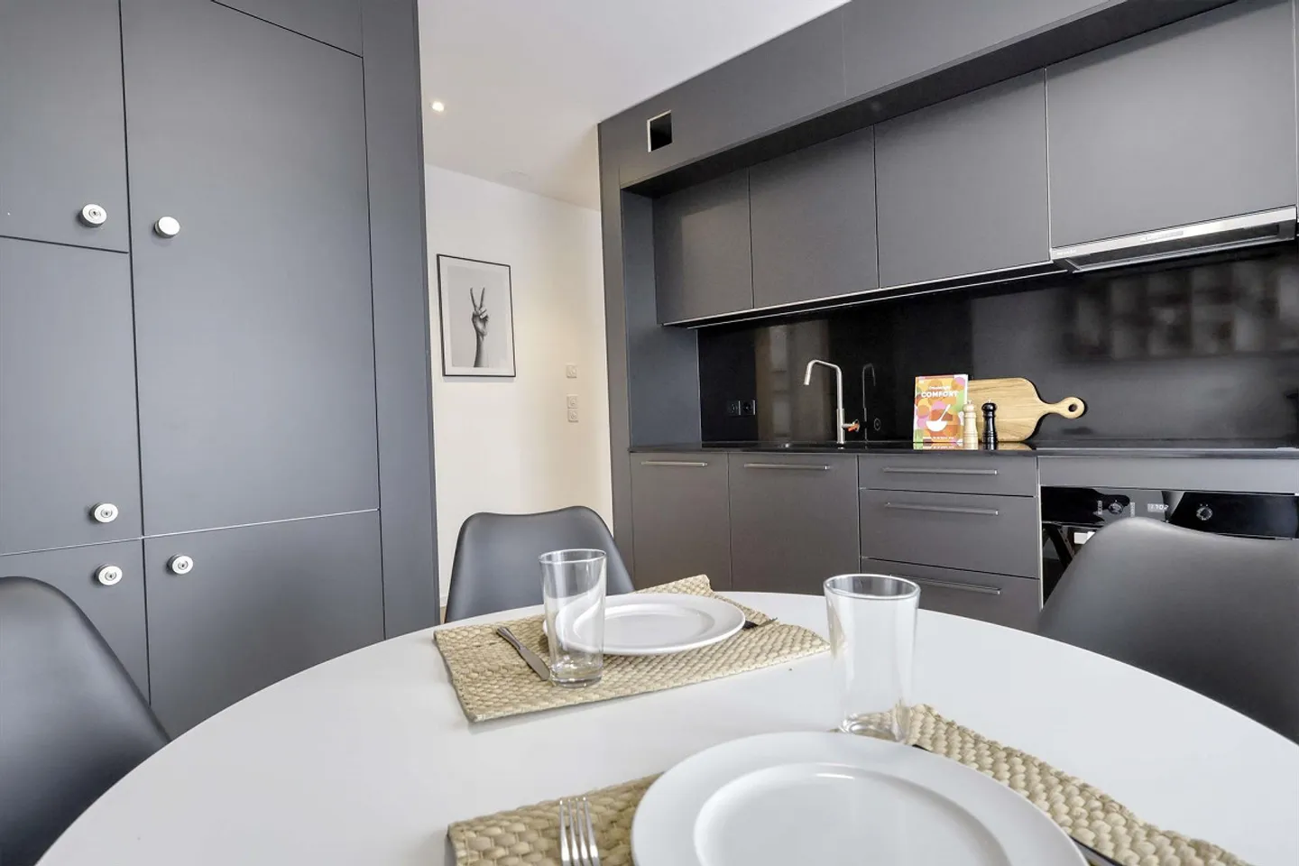 Coliving con Privacy e Comunità nel Cuore di Renens - Foto 27 di 31