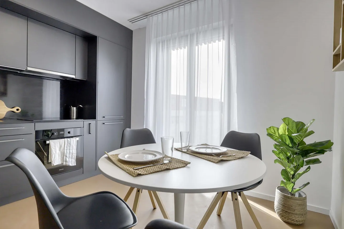 Coliving con Privacy e Comunità nel Cuore di Renens - Foto 29 di 31