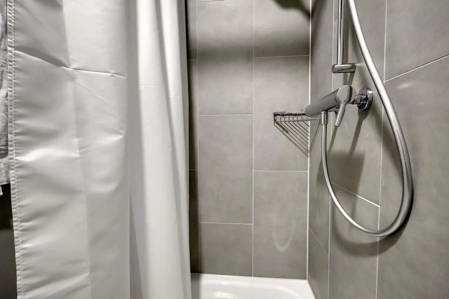 Coliving con Privacy e Comunità nel Cuore di Renens - Foto 13 di 31