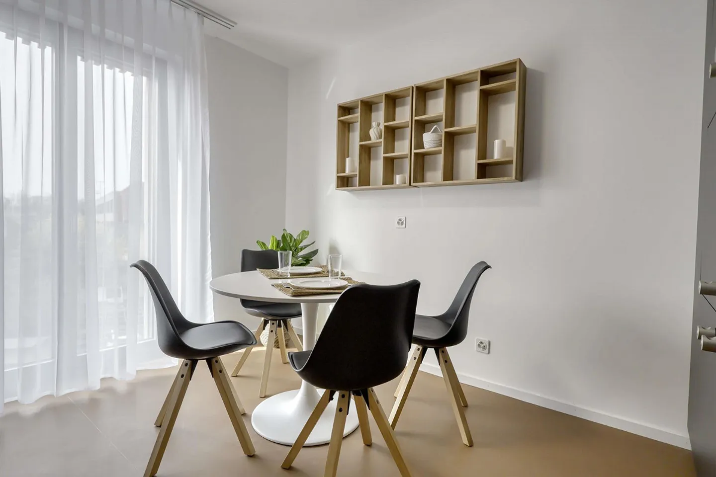 Coliving con Privacy e Comunità nel Cuore di Renens - Foto 30 di 31