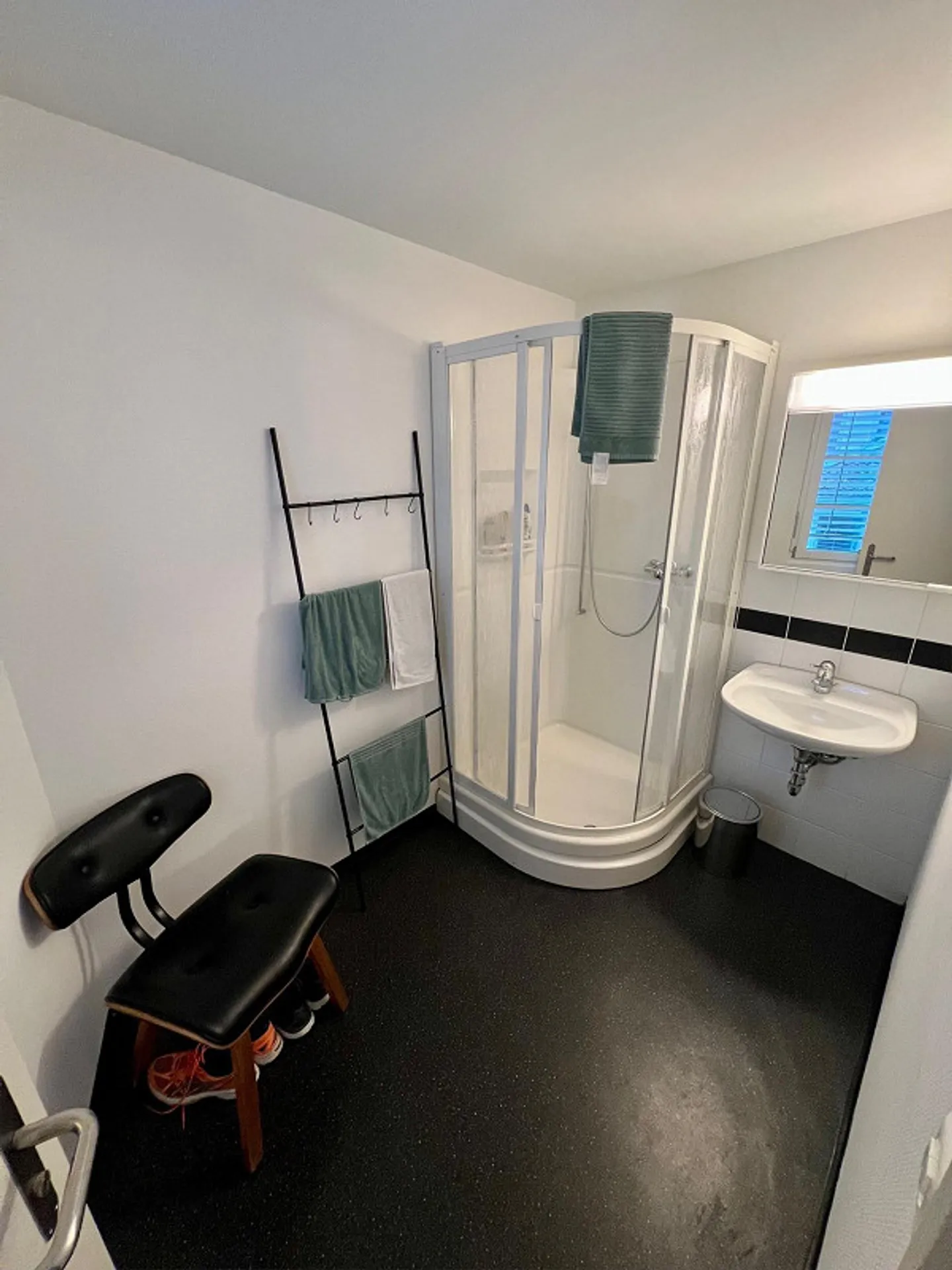 Central Office Space in the Heart of Zurich's Old Town - Photo 6 of 7