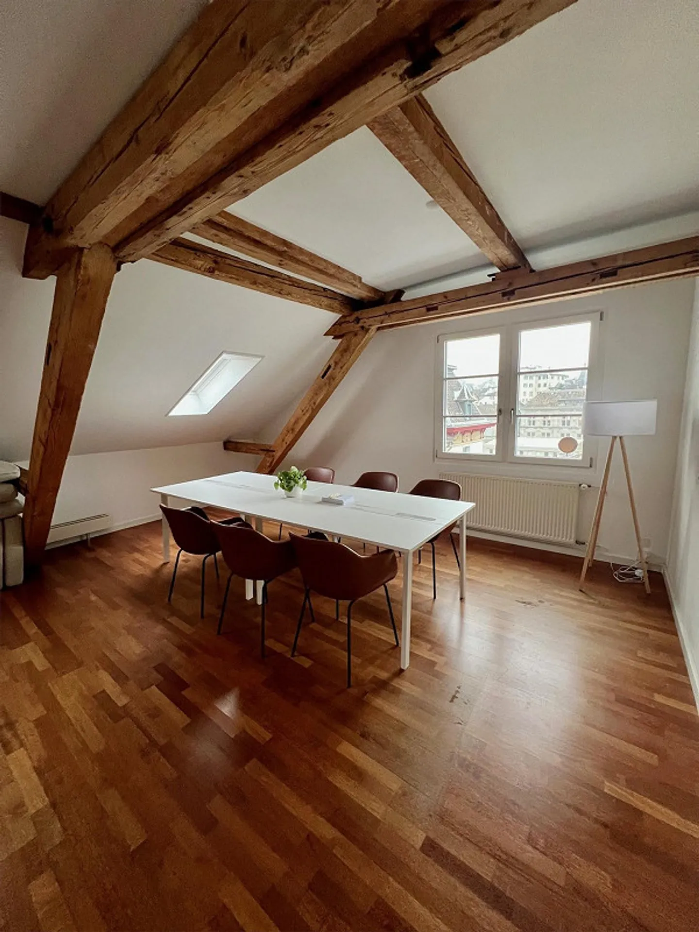 Central Office Space in the Heart of Zurich's Old Town - Photo 7 of 7