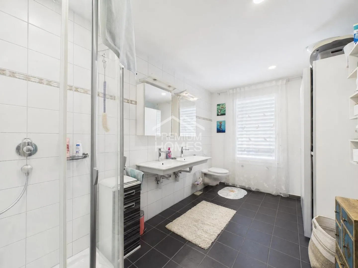 Charming Semi-Detached House - Photo 9 of 10
