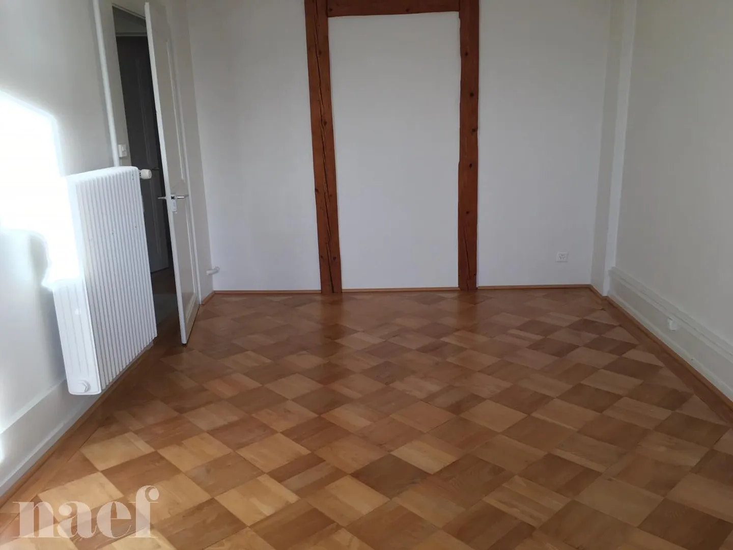 Appartement Charmant avec Vue sur le Lac - Photo 6 sur 10