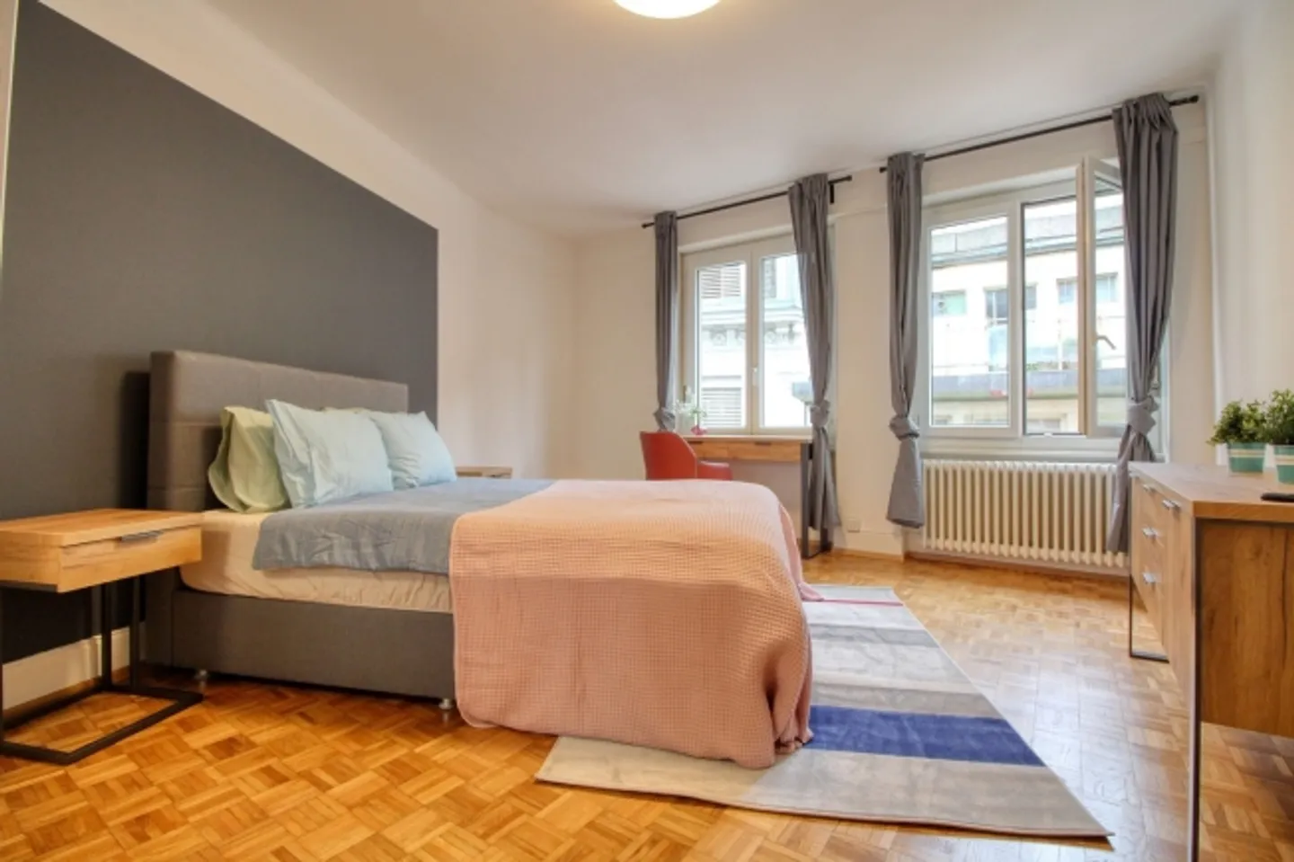 A real cocoon in the center of Lausanne - Photo 1 of 13