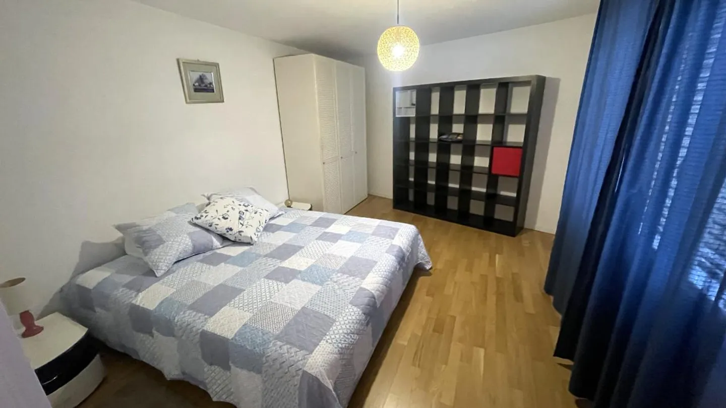 Appartement spacieux 2,5 pièces - Photo 3 sur 5