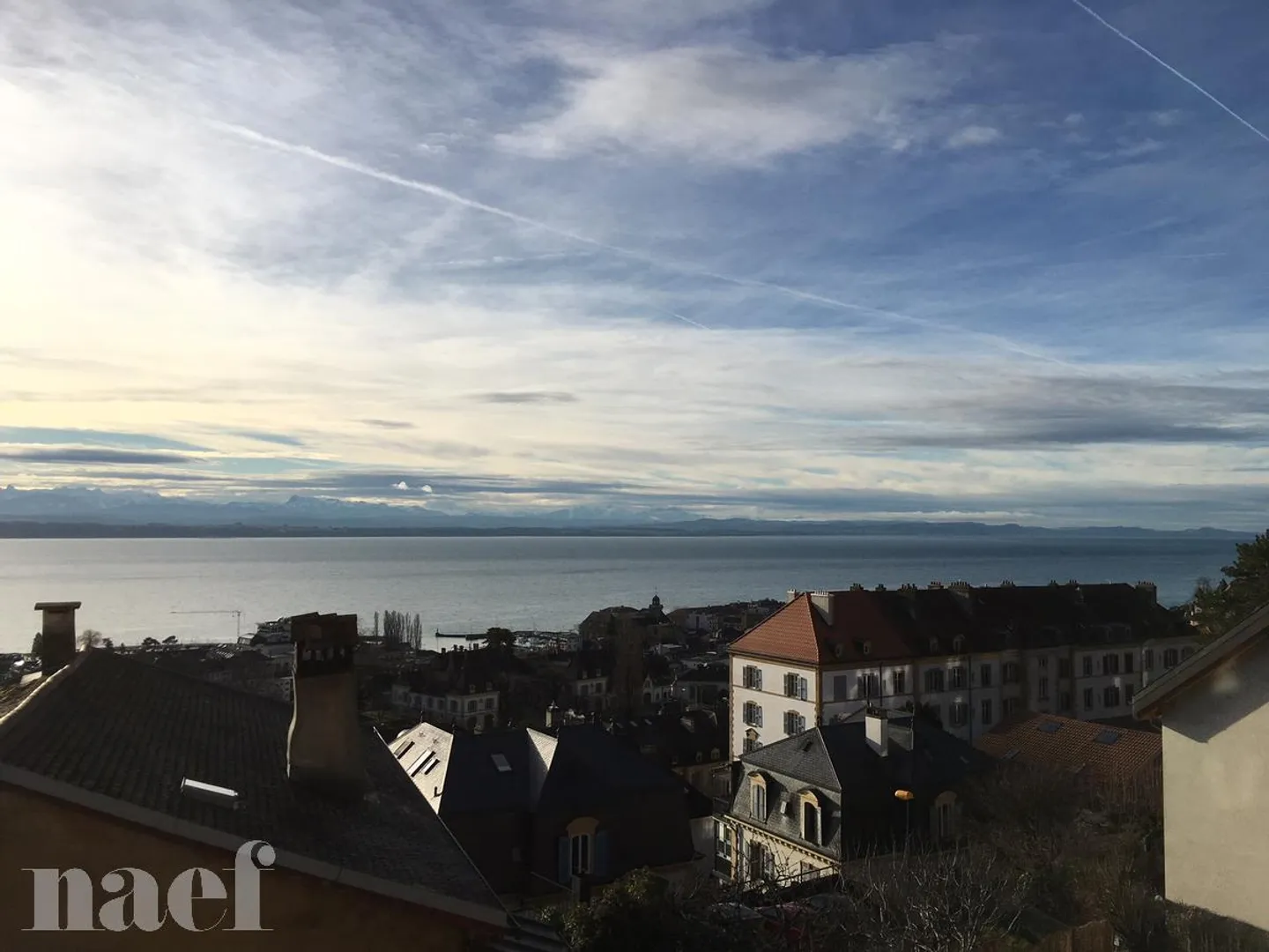 Appartement Charmant avec Vue sur le Lac - Photo 9 sur 10