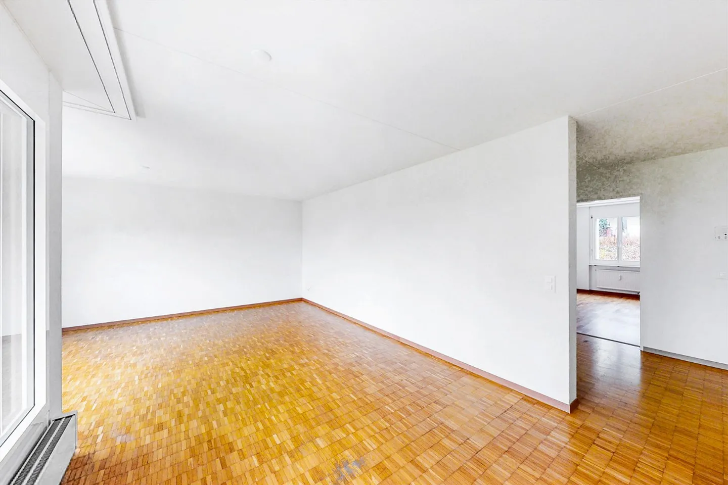 Modernes Familienhaus in Uster - Foto 3 von 10