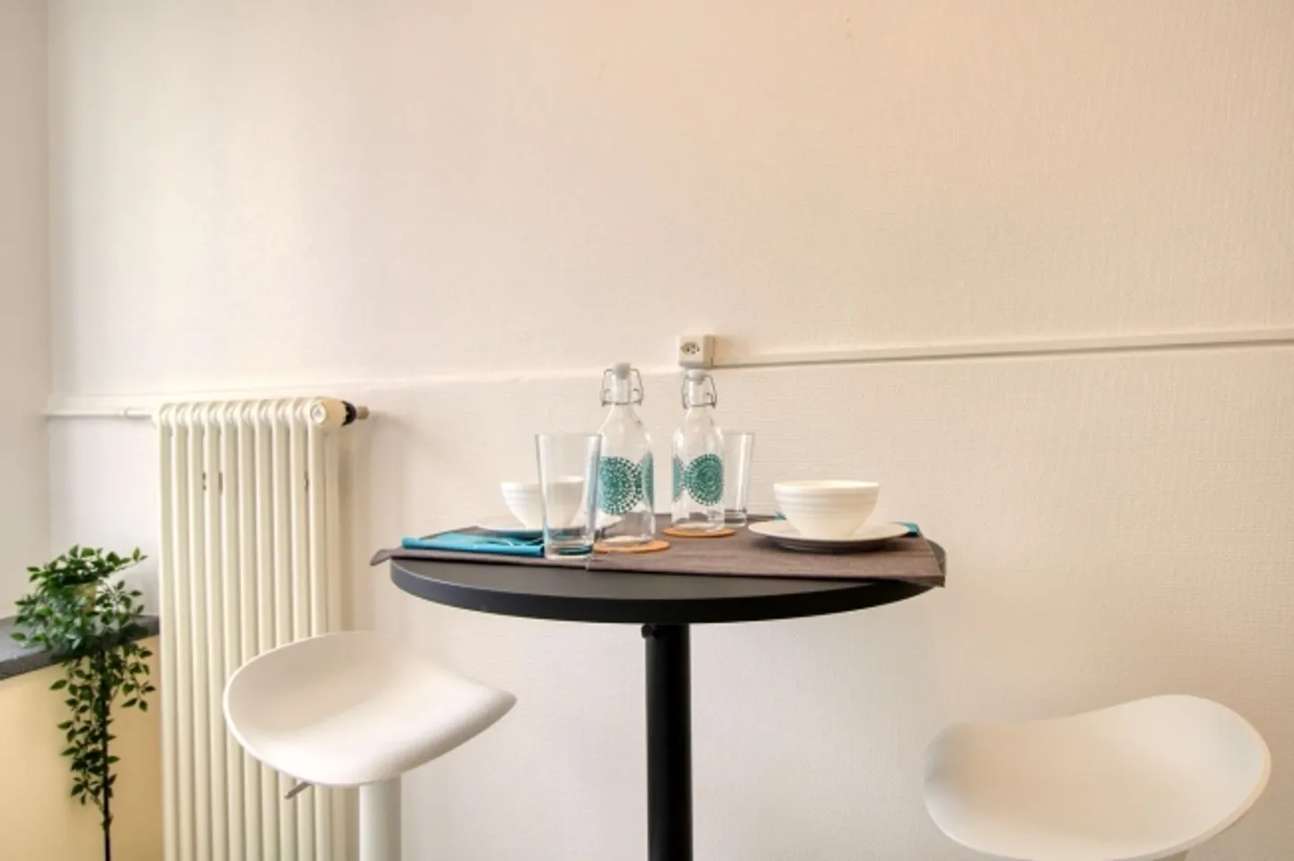 A real cocoon in the center of Lausanne - Photo 11 of 13