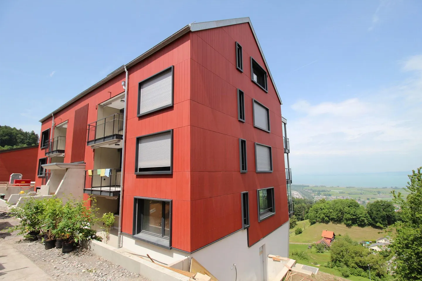 Living with Lake Constance view – completely renovated 3.5-room apartment - Photo 1 of 11