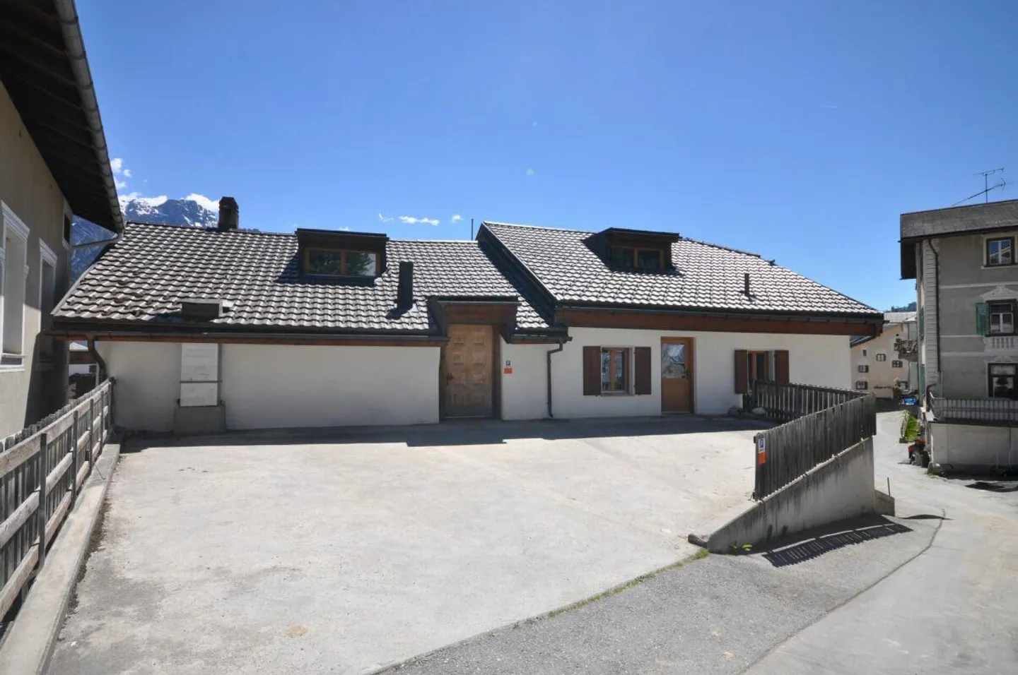 Chalet in Sent mit Entwicklungspotenzial - Foto 6 von 7