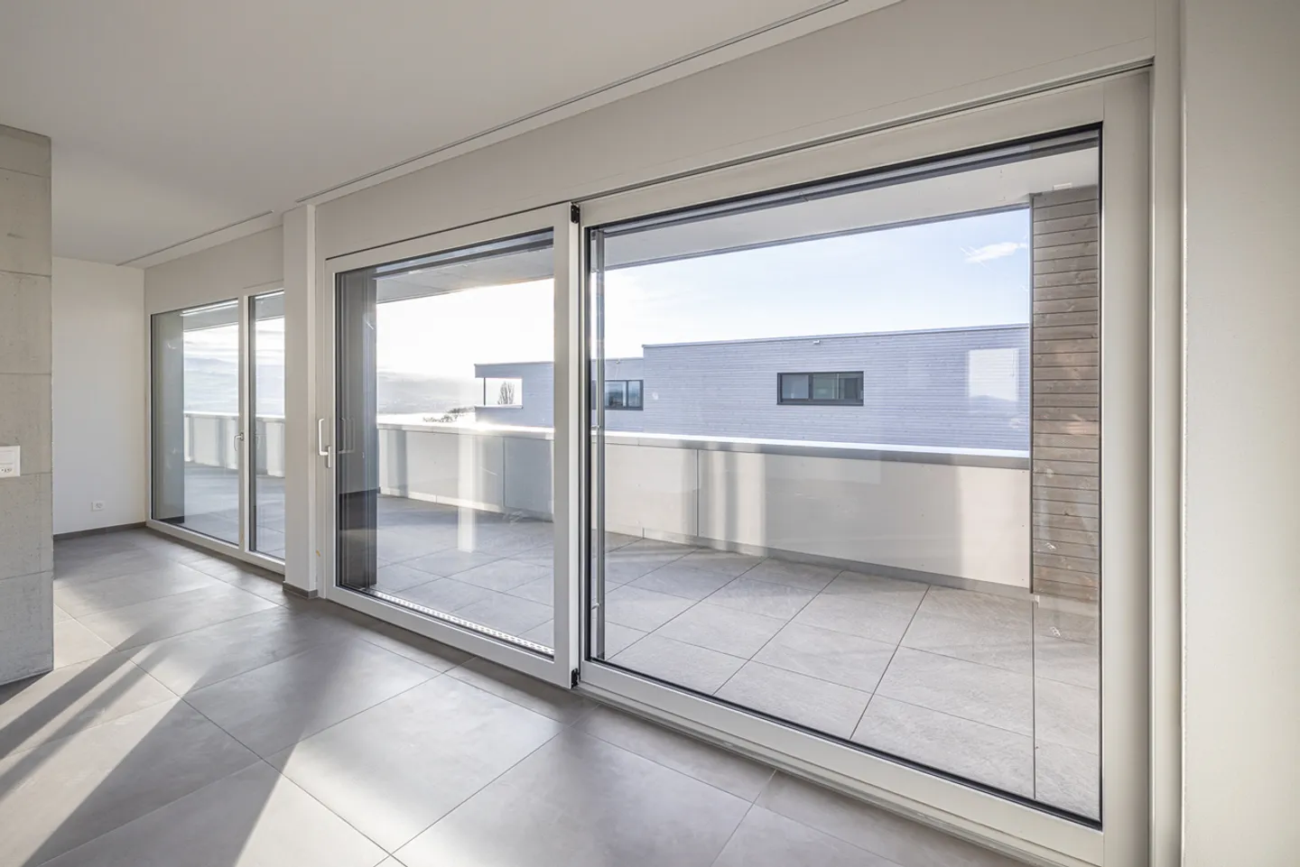 Appartement de 2,5 pièces au style loft - Photo 3 sur 12