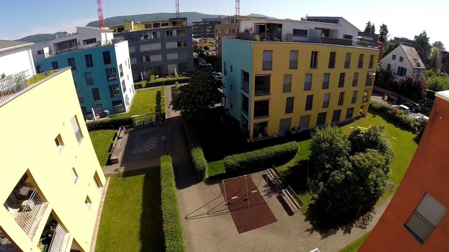 Beautiful, modern 4.5 room apartment in a central location - Photo 8 of 9