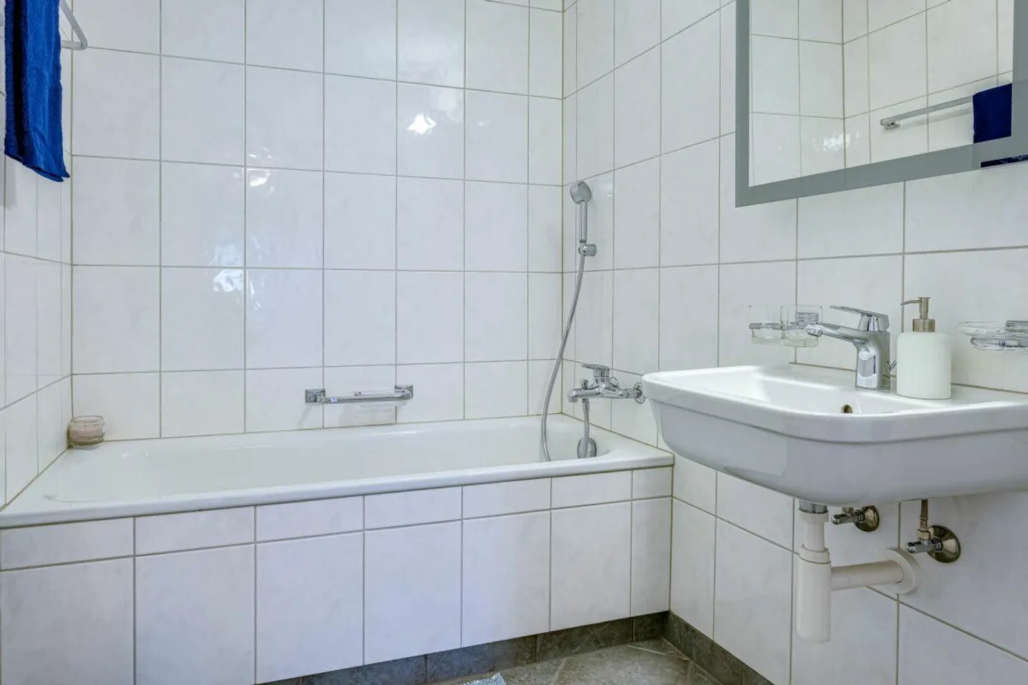 Grosszügige Wohnung mit 1 Gratismietzins - Foto 4 von 7