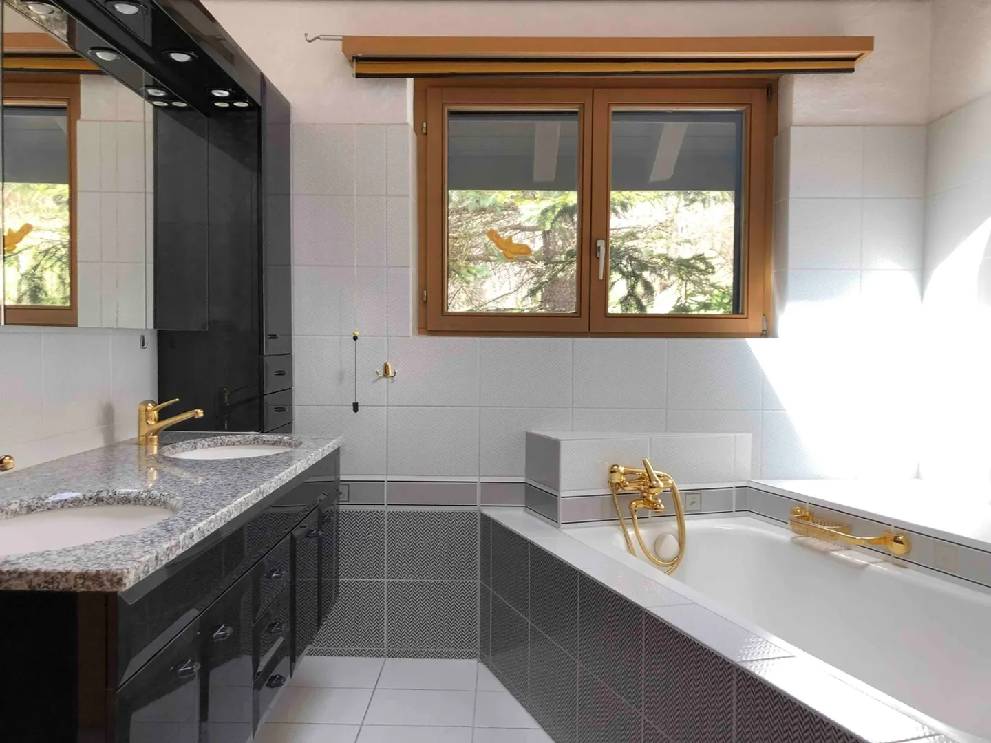 Unica casa unifamiliare di 7,5 stanze con oasi benessere e vista panoramica - Foto 7 di 13
